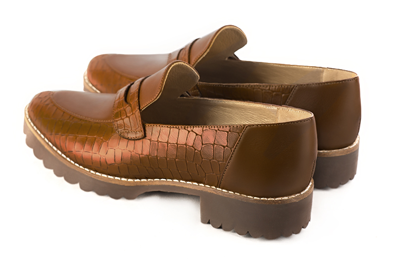 Caramel brown women's casual loafers. Round toe. Flat rubber soles. Rear view - Florence KOOIJMAN